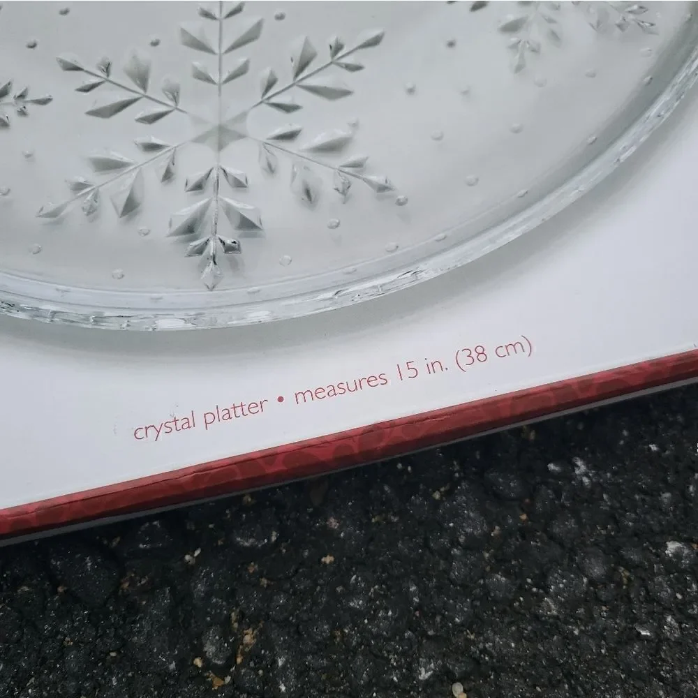 New Celebrations by Mikasa Winter Flurries Collection snowflake platter
